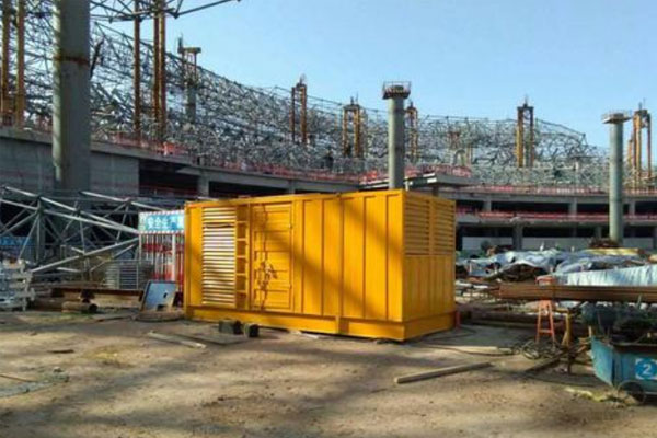 镇雄发电机出租如何判断空气滤清器是否需要更换？