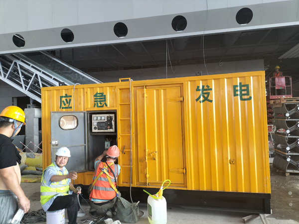 镇雄怎样判断空气滤清器是否需要更换？